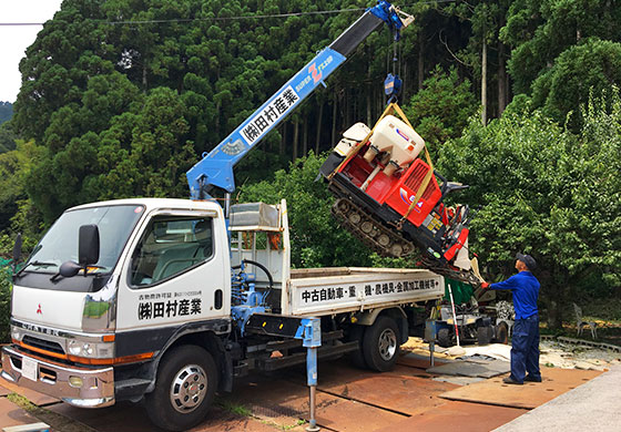 不用品整理・大型物の運搬作業風景